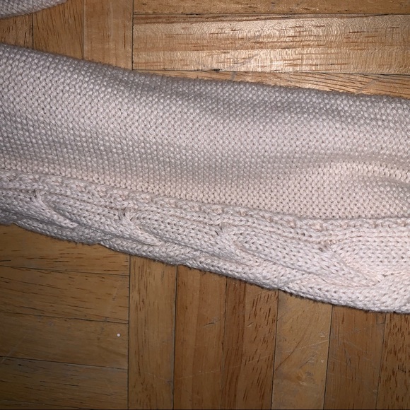 Beige long sleeve guess top - Picture 7 of 7